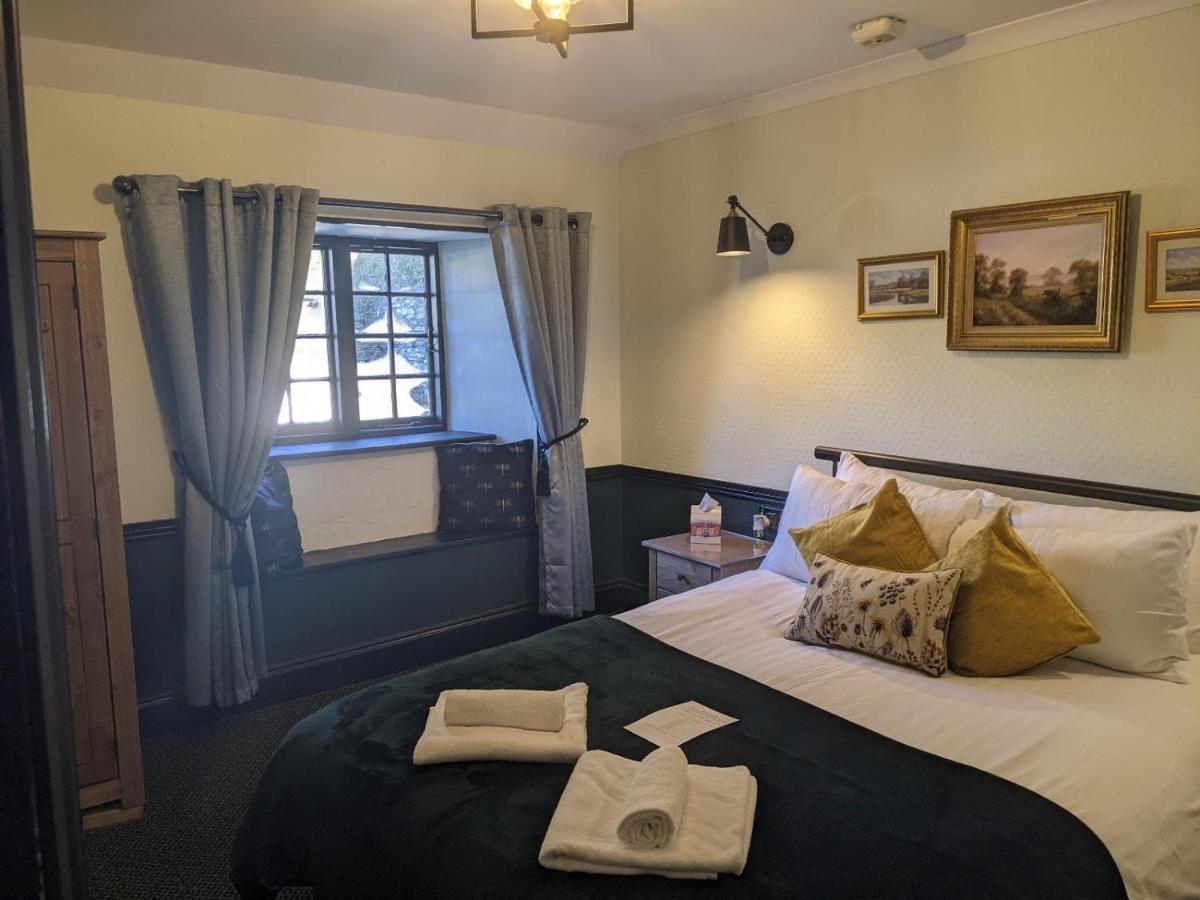 London Inn Saint Neot エクステリア 写真